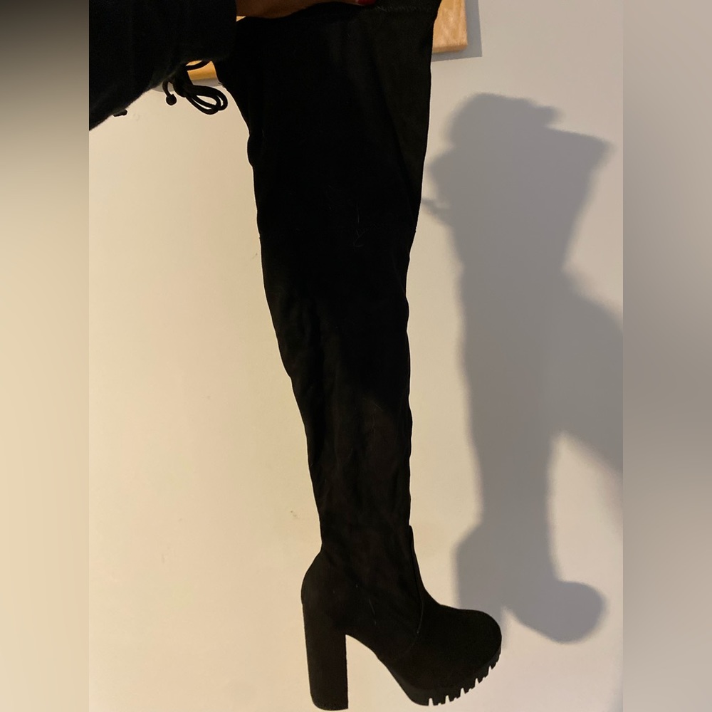 Black over-the-knee suede boots